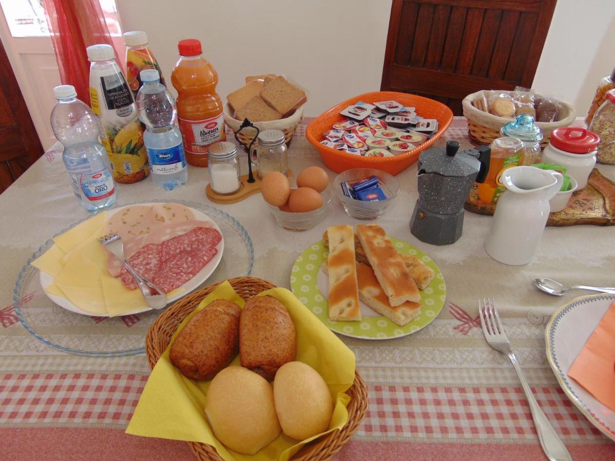 Casa Roberto B&B Savona Exterior photo
